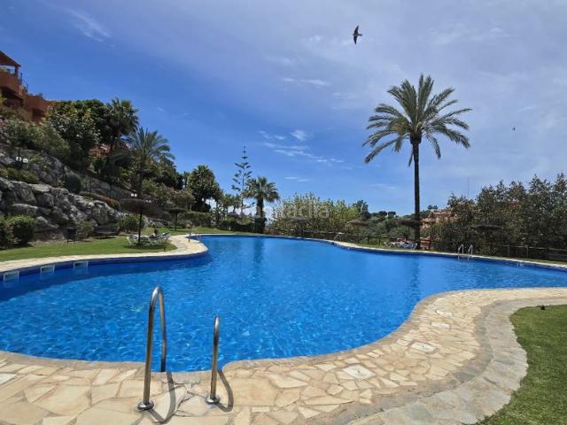 Piso en venta en Marbella, Reserva de Marbella. Se ático reformado en la Reserva de Marbella. Pisos.