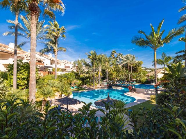 Piso en venta en Marbella, Río Real. Apartamento en Río Real Golf. Pisos.