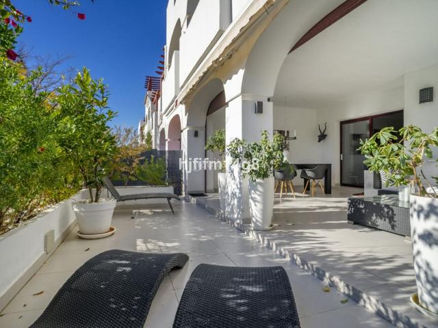 Piso en venta en Marbella, San Pedro de Alcántara Pueblo. Pisos.
