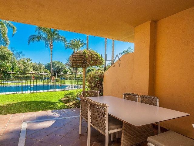 Piso en venta en Marbella, Santa María. Piso en venta en Patios de Santa María Golf, Elviria, Marbella. Pisos.