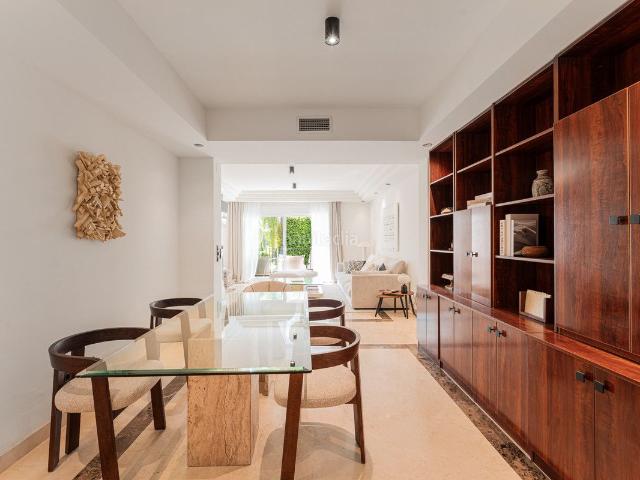Piso en venta en Marbella, Sierra Blanca. Pisos.