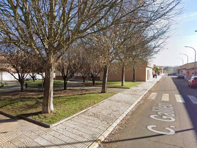 Piso en Venta en Maria Auxiliadora Barriada de Llera