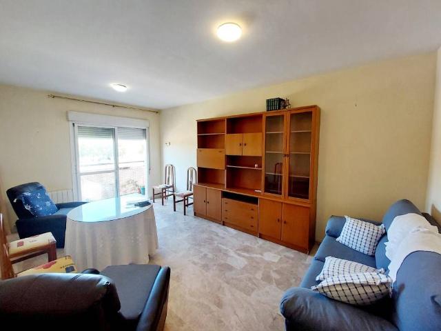 Piso en Venta en Maria Auxiliadora Barriada de Llera