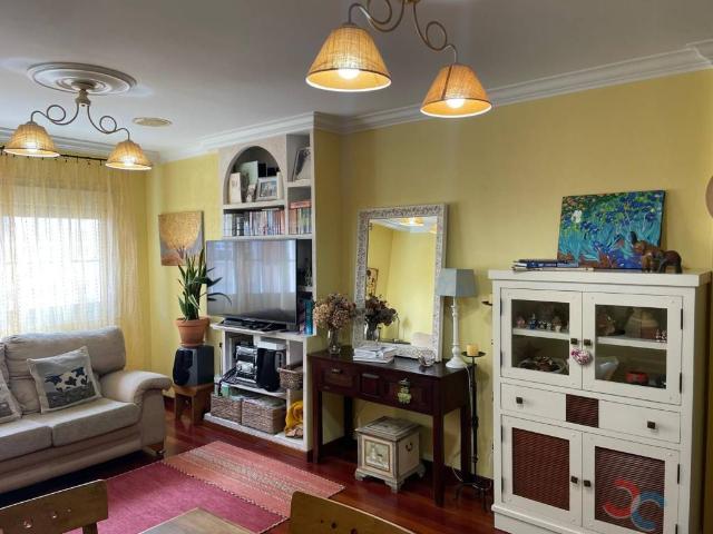 Piso en Venta en Marín
