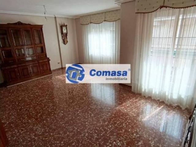 Piso en Venta en Martos