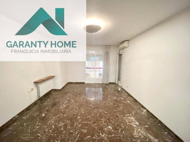 Piso en Venta en Martos