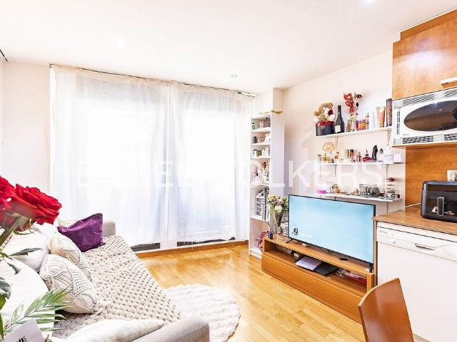 Piso en venta en Matadepera, de 39 m² 1 habitación por 174.900