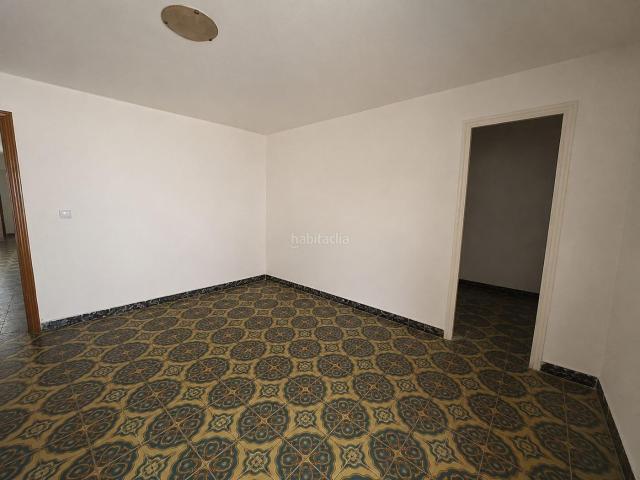 Piso en venta en Mataró, Cerdanyola Sud. PISO EN CERDANYOLA SUR JUNTO A RONDA EXTERIOR. Pisos.