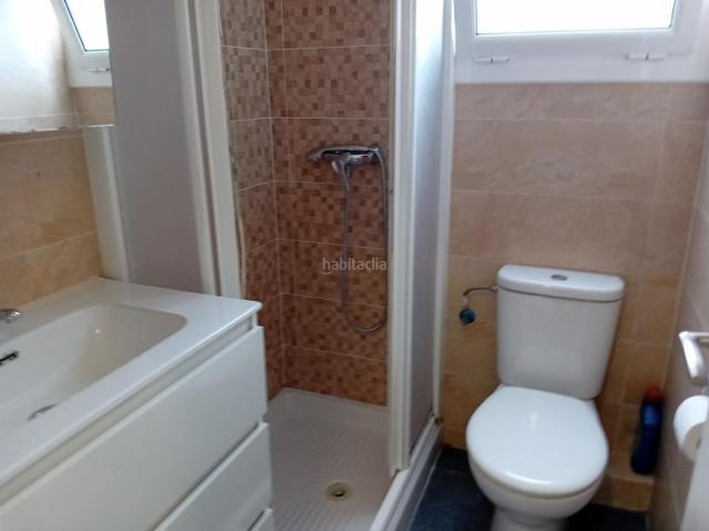 Piso en venta en Mataró, Cerdanyola Sud. Piso con ascensor, listo para entrar a vivir en Cerdanyola Mataró. Pisos.
