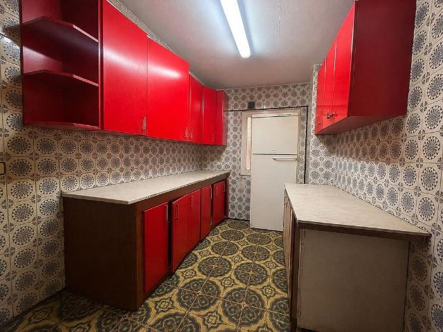 Piso en venta en Mataró, de 83 m² 3 habitaciones por 154.000