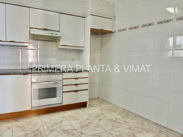 Piso en venta en Mataró, Peramàs. Grande y luminoso !. Pisos.