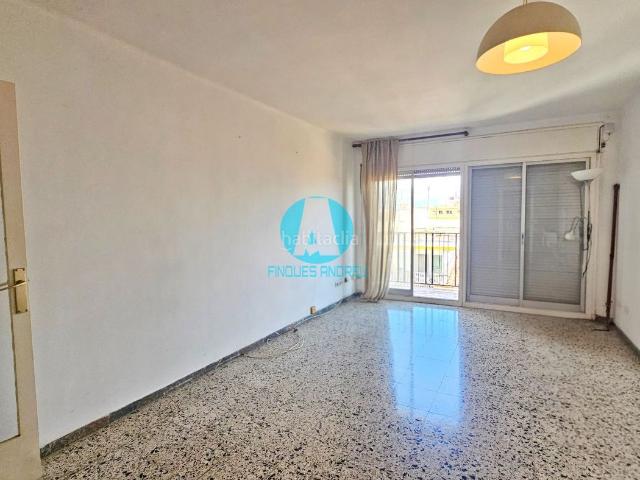 Piso en venta en Mataró, Peramàs. Piso en venta en Peramàs Mataró por 260.000. Pisos.