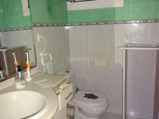 Piso en venta en Mataró, Peramàs. Piso esquinero de 4 habitaciones !. Pisos.