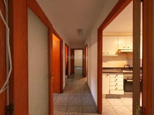 Piso en venta en Mataró, Pla d'en Boet. Oportunidad en Mataró. Piso de 81m² con 3 dormitorios, ideal para personalizar a tu gusto. Pisos.