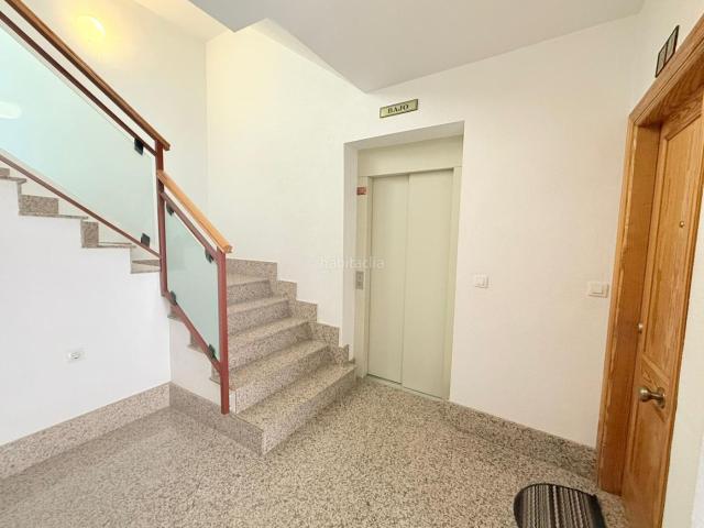Piso en venta en Mazarrón, Mazarrón Casco Urbano. OPORTUNIDAD DE INVERSIÓN! VIVIENDA VPO SIN POSESION. Pisos.