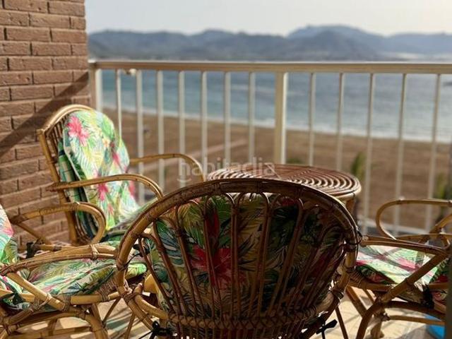 Piso en venta en Mazarrón, Pescadores. Piso en venta en primera línea de playa en Puerto de Mazarrón con garaje amplio y vistas al mar. Pisos.