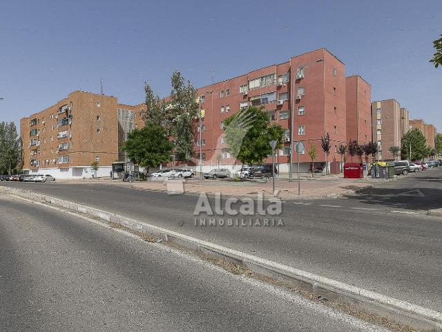 Piso en venta en Meco, Meco pueblo. PISO SUPER LUMINOSO CON TERRAZA EN AVDA DE LA LUZ. Pisos.