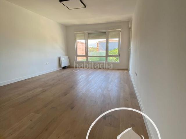 Piso en venta en Medina de Pomar. Piso recién reformado con ascensor en la Urbanización El Puente, Villanueva. Pisos Medina de.