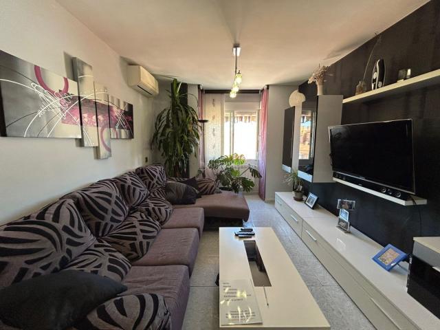 Piso en venta en Mejorada del Campo. Piso con ascensor y plaza de garaje opcional. Pisos Mejorada del.