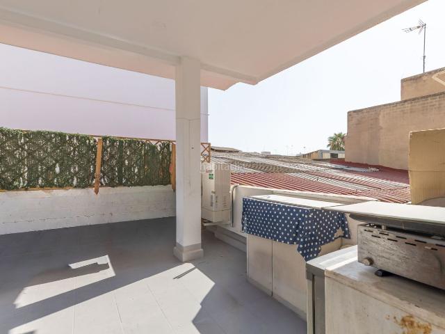 Piso en venta en Meliana. Espectacular piso de 160 m totalmente reformado con terraza en el centro de Meliana. Pisos.