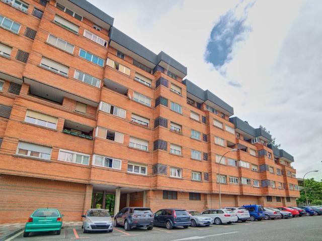 Piso en Venta en Mendebaldea Ermitagaña