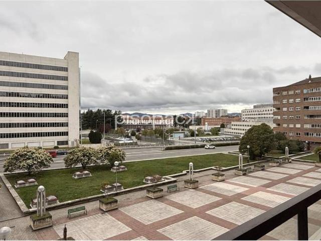 Piso en Venta en Mendebaldea Ermitagaña