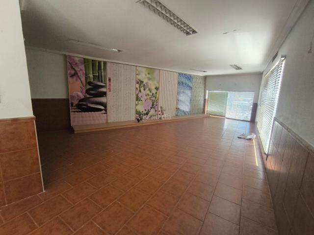 Piso en venta en Mengíbar. Pisos.