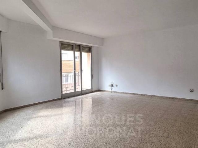 Piso en Venta en Mestral