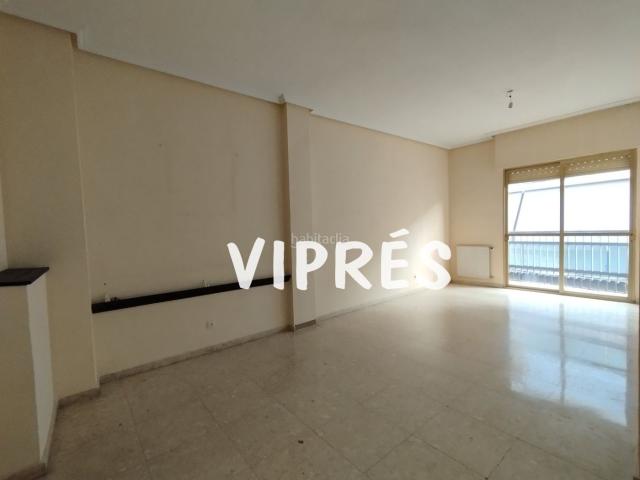 Piso en venta en Mérida, Centro. Oportunidad única en el centro de Mérida!Se vende amplio piso en el corazón de la ciudad, con todas las comodidades que buscas4 ha. Pisos.