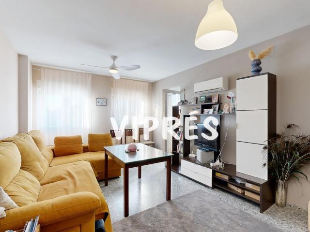Piso en venta en Mérida, Este. Piso en calle campanario 10 Mérida. Pisos.