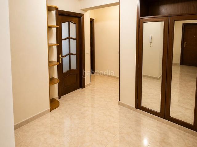 Piso en venta en Mieres, La Villa Bazuelo. Amplio piso céntrico con cochera. Pisos.