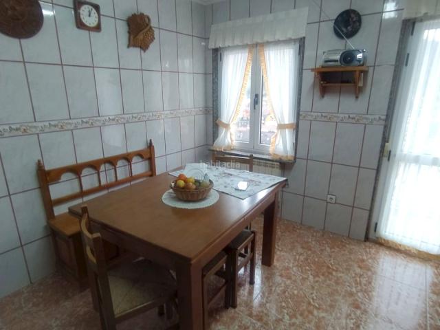 Piso en venta en Mieres, Requejo Rozaes Oñón. Amplia vivienda con terreno y parking en Mieres. Pisos.