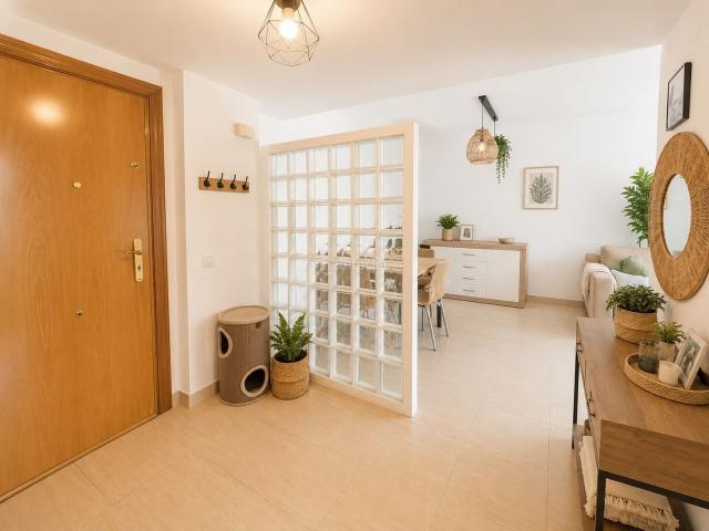 Piso en venta en Mijas, Mijas Golf. Piso 2 Dormitorios con piscina, garaje y trastero. Pisos.