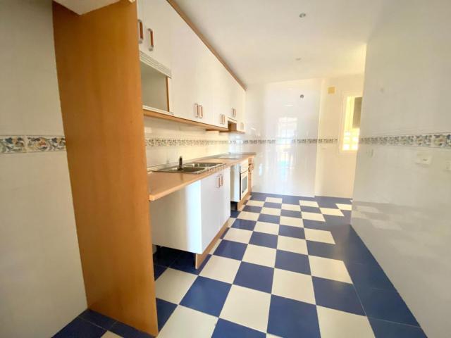 Piso en venta en Mijas, Calahonda. CALAHONDA ESTUPENDA VIVIENDA EN VENTA 2D 2B. Pisos.