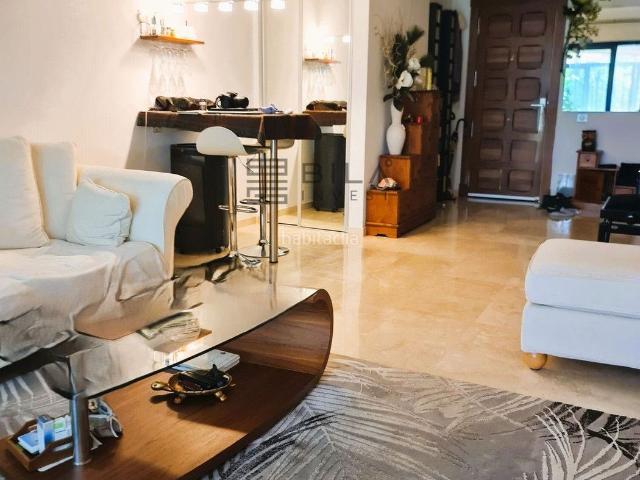 Piso en venta en Mijas, Calahonda. Piso en venta en Cascadas de las Lomas en Calahonda,Mijas Costa. Pisos.