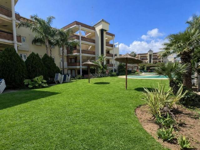 Piso en venta en Mijas, Riviera del Sol. Amplio bajo de 163 m2 con jardín privado y garaje en Riviera del Sol. Pisos.