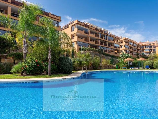 Piso en venta en Mijas, Riviera del Sol. Apartamento con jardín privado y vistas al golf en Calanova Mijas Costa. Pisos.