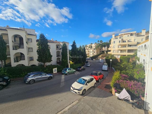 Piso en venta en Mijas, Riviera del Sol. Descubre este encantador apartamento recién reformado en la exclusiva urbanización Riviera del Sol! Con 1 dormitorio con armario e. Pisos.