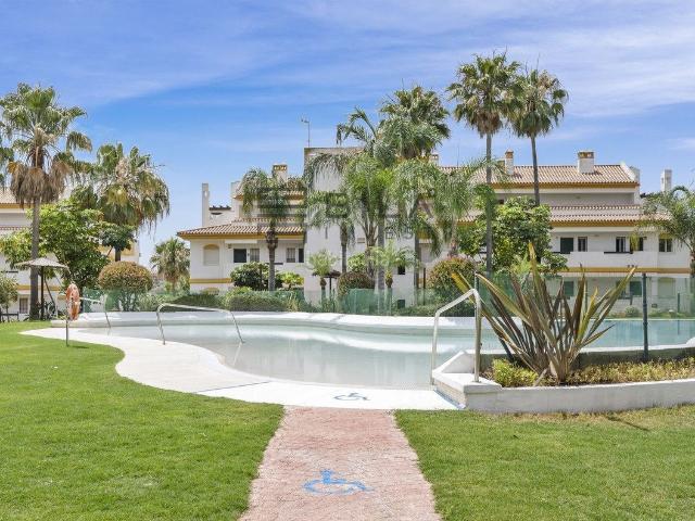 Piso en venta en Mijas, Riviera del Sol. Piso en venta en Urb. Calanova Grand Golf de La Cala de Mijas en Mijas Costa. Pisos.