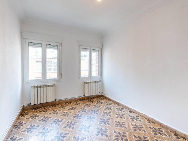 Piso en Venta en Milán Pumarín