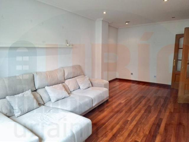 Piso en Venta en Milán Pumarín