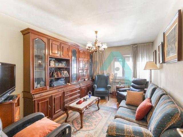 Piso en Venta en Milán Pumarín