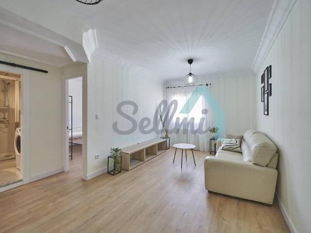 Piso en Venta en Milán Pumarín