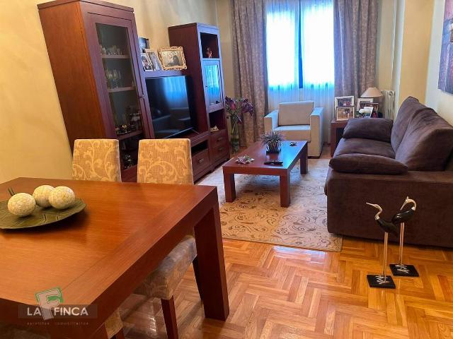 Piso en Venta en Milán Pumarín