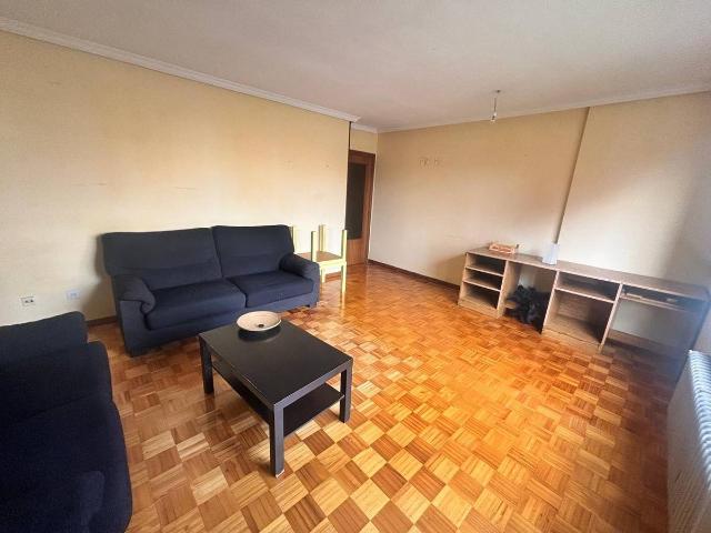 Piso en Venta en Milán Pumarín