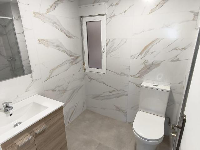 PISO EN VENTA EN MIRADORES CON ASCENSOR