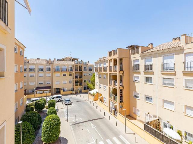 Piso en venta en Molina de Segura, Altorreal El Chorrico. Piso de 2 dormitorios con terraza, piscina comunitaria y garaje en Altorreal. Pisos Molina de.