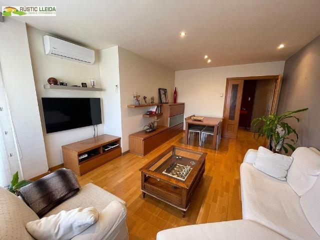 Piso en venta en Mollerussa, de 92 m² 4 habitaciones por 200.000