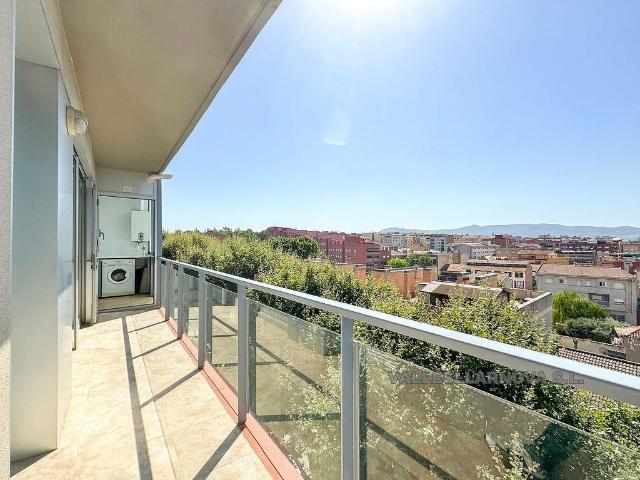 Piso en venta en Mollet del Vallès, de 115 m² 4 habitaciones por 306.000