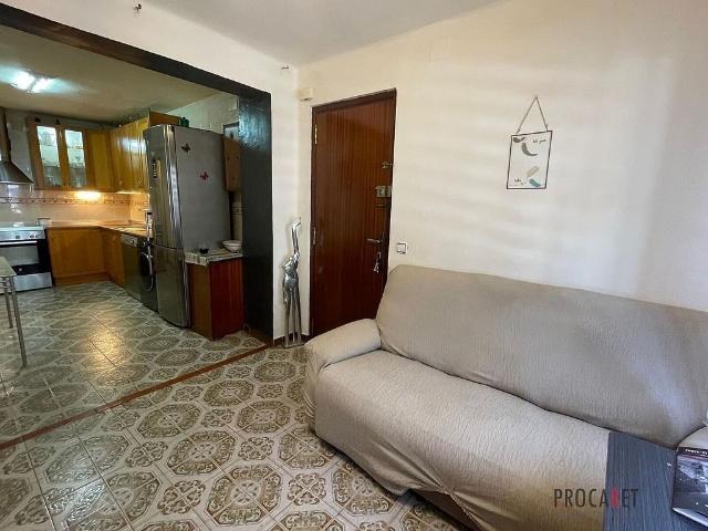 Piso en venta en Mollet del Vallès, de 46 m² 3 habitaciones por 185.000
